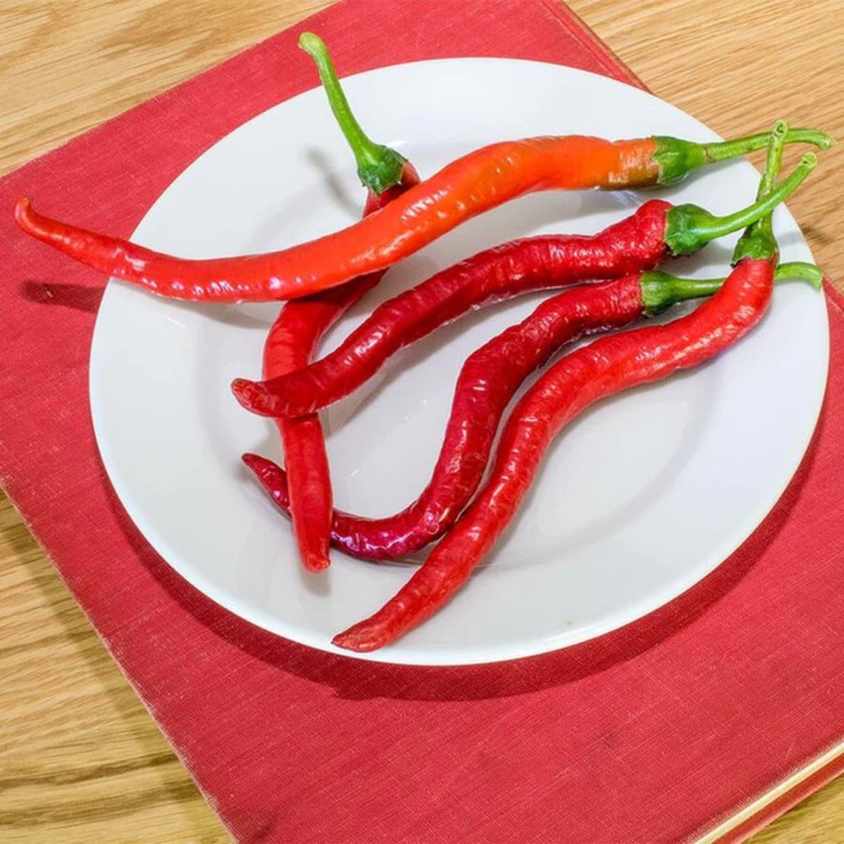 Peppers - Witch Stick Chili Pepper F1