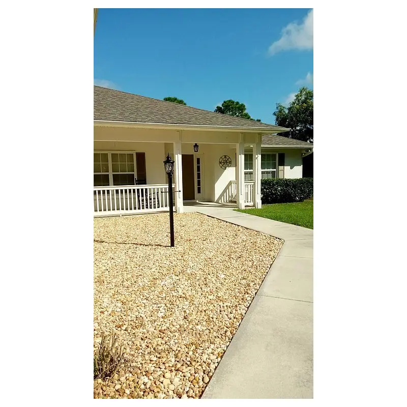 Yellow Limestone 1-1/2"